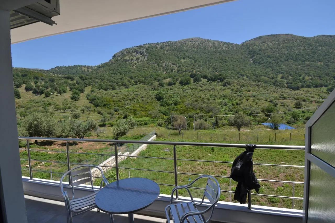 Hotel Bujtina Eleni Himare
