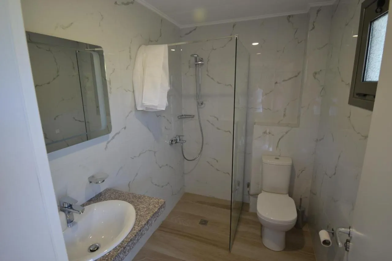 Hotel Bujtina Eleni Himare