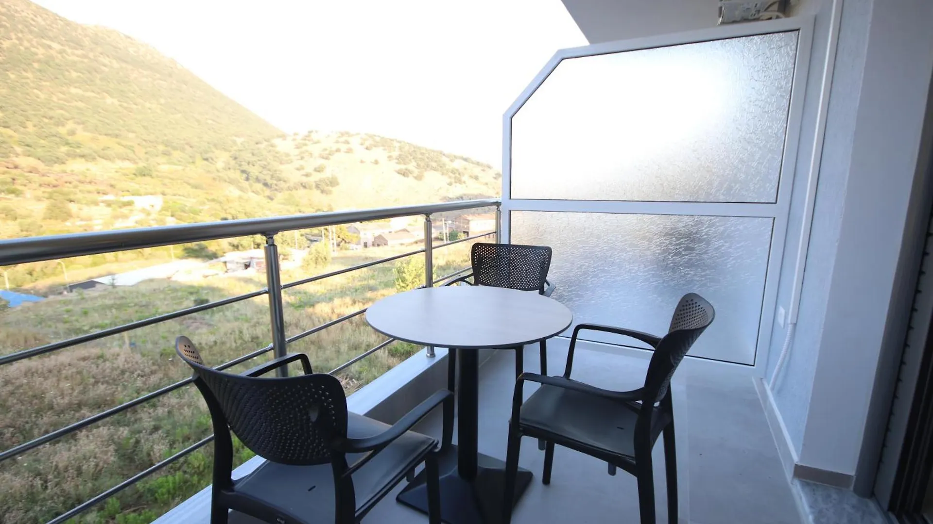 Bujtina Eleni Hotell Himare