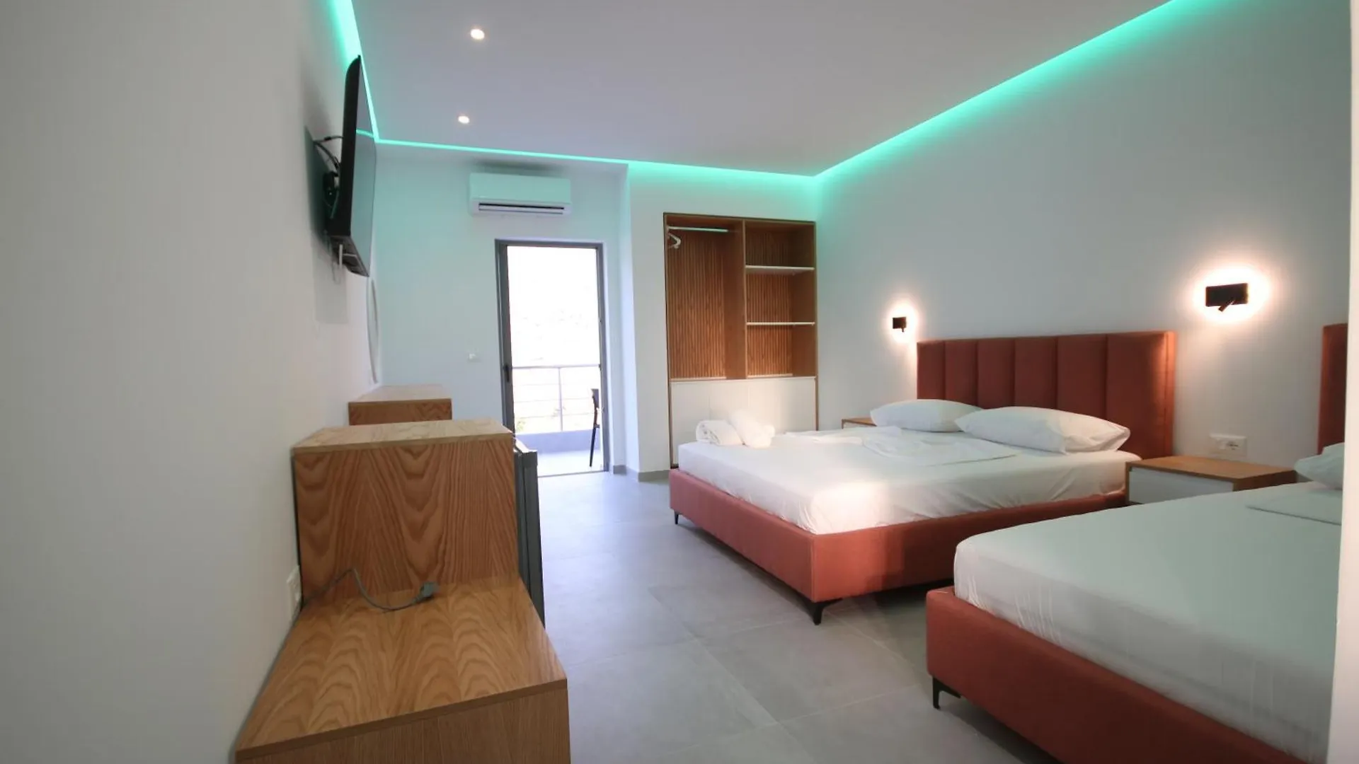 Bujtina Eleni Hotell Himare