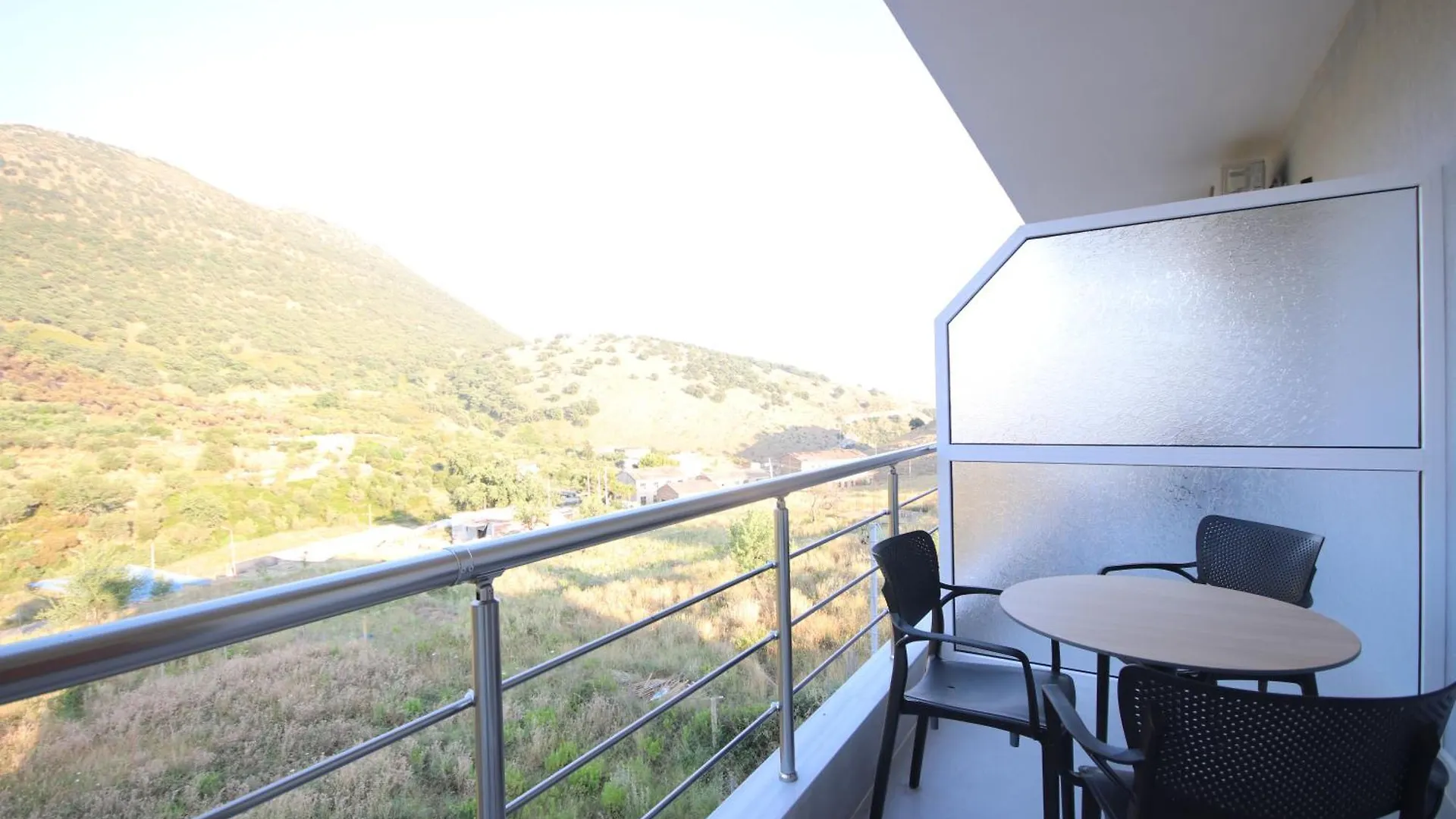 Bujtina Eleni Hotell Himare Albanien