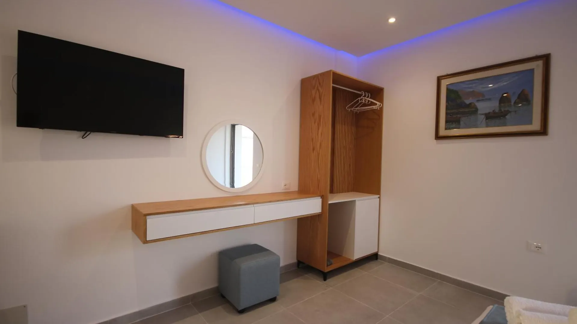 ***  Bujtina Eleni Hotell Himare Albanien