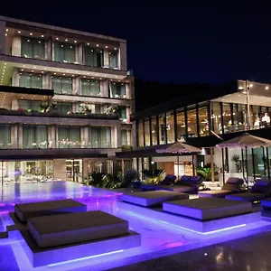 Prado Luxury Himare